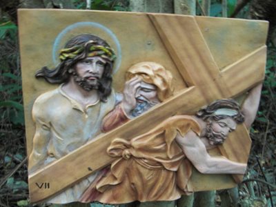 Jesus Christ crucifixion artwork on Steve's Cliff hiking trail