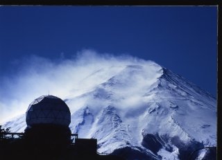 Mt. Fuji is dangerous in winter